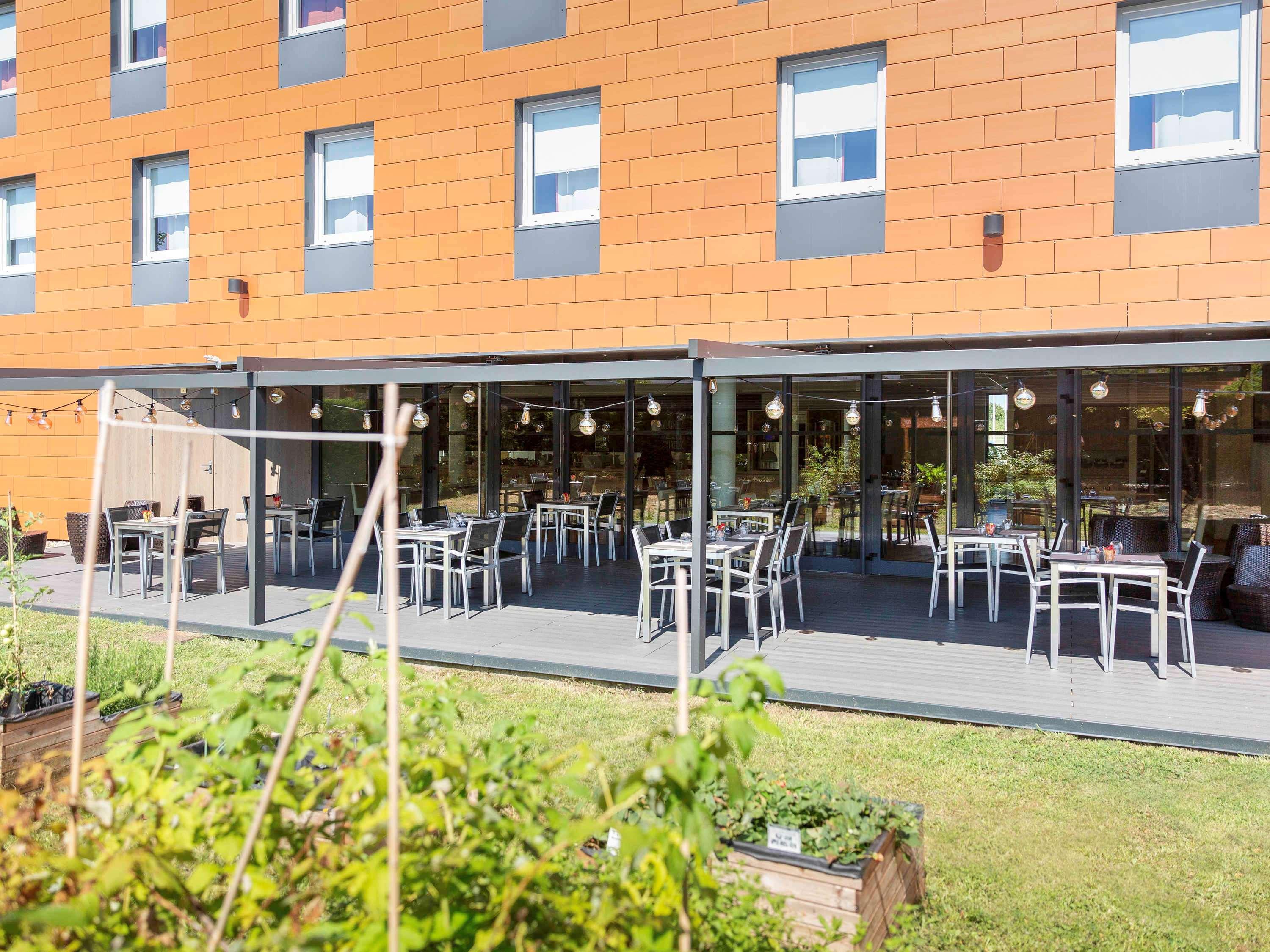 מלון Ibis Lyon Est שאפונה מראה חיצוני תמונה